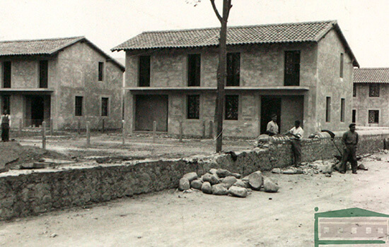 Construyendo el barrio de La Aldea, hacia 1945